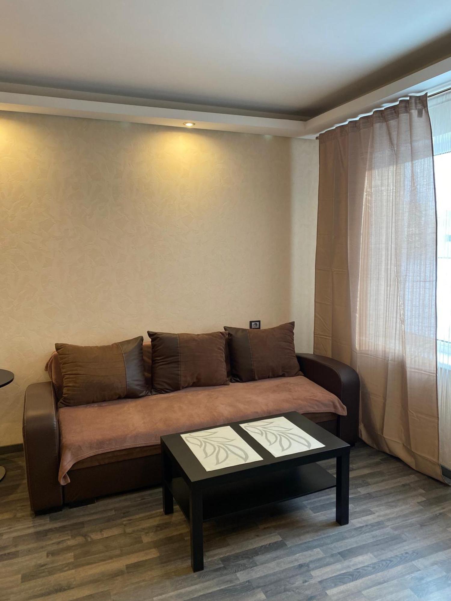 Cat Garden Superior Apartments รีกา ภายนอก รูปภาพ